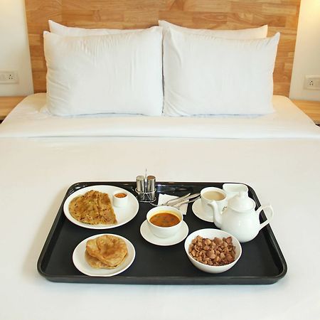 Oyo 11312 Aero Capital Hotel New Delhi Luaran gambar